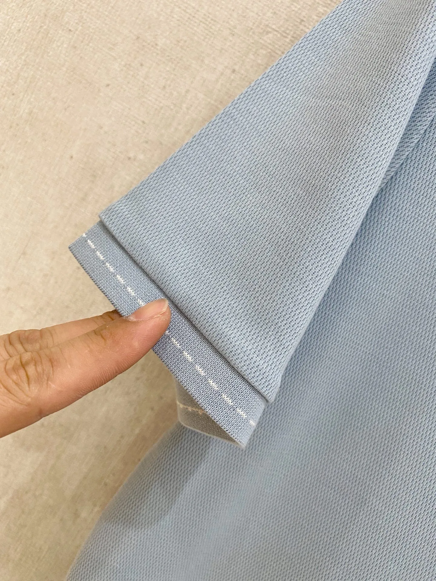 Loro Piana# New Arrival men's POLO shirt is now available! Customized jacquard mesh fabric, soft and comfortable texture, very breathable, long-lasting washability, Versatile style! Color: Dark Blue Green Light Blue Black White Size: M-XXXL